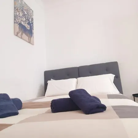 Casa Pisa Flores - Da * Nazaré